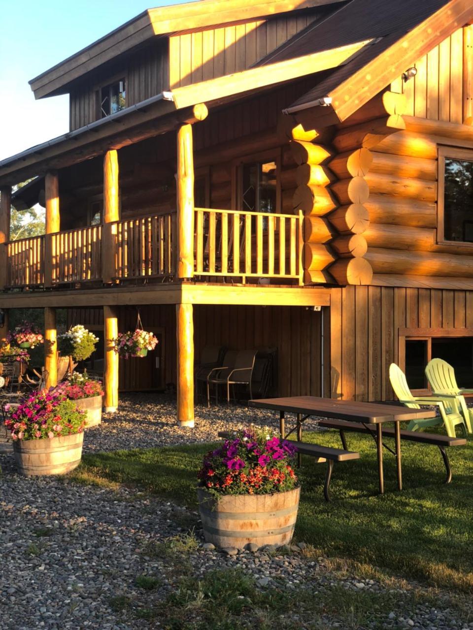 Sawing Logzz Cabin Copper Center Exterior foto